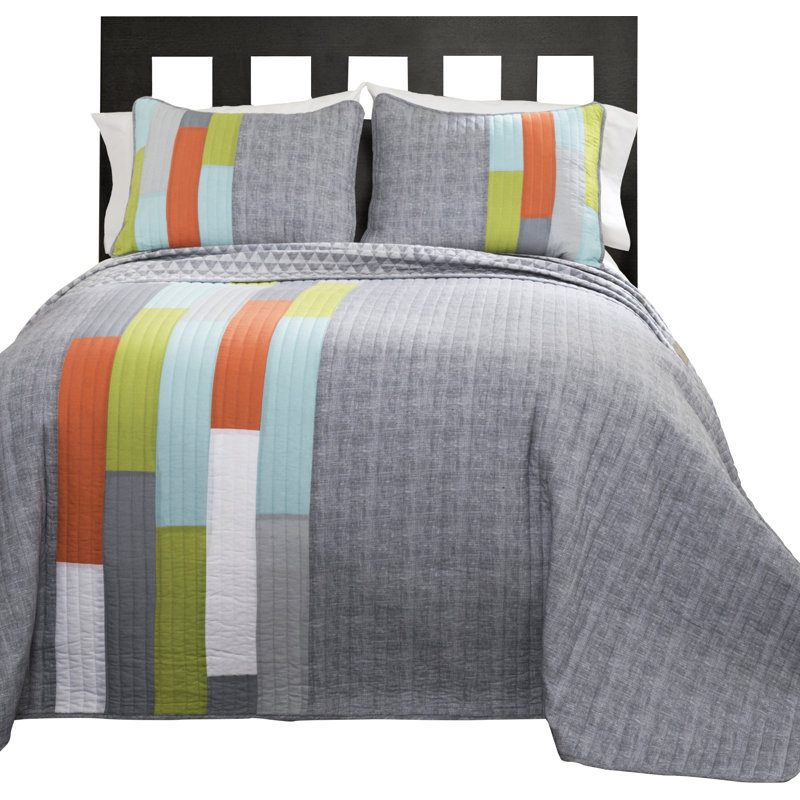 Shelly Twin Gray Cotton Reversible Quilt Set