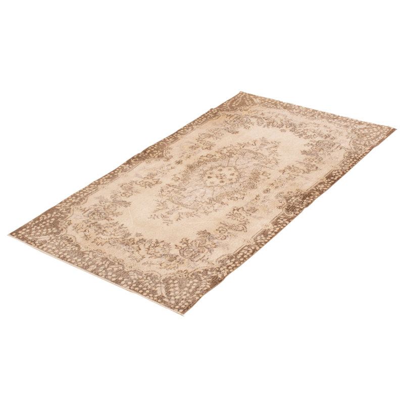 Tapis crème rétro 3 pi 9 po x 7 pi 6 po, Rectangle 3 pi 9 po x 6 pi 11 po