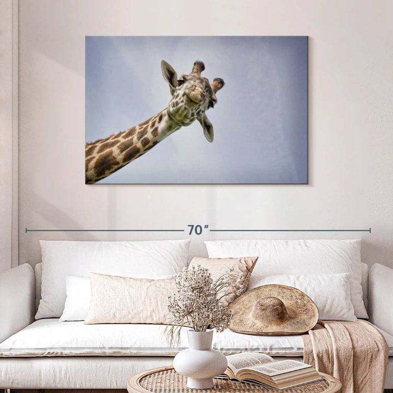 Brampt Giraffe Face, 30" H x 45" W