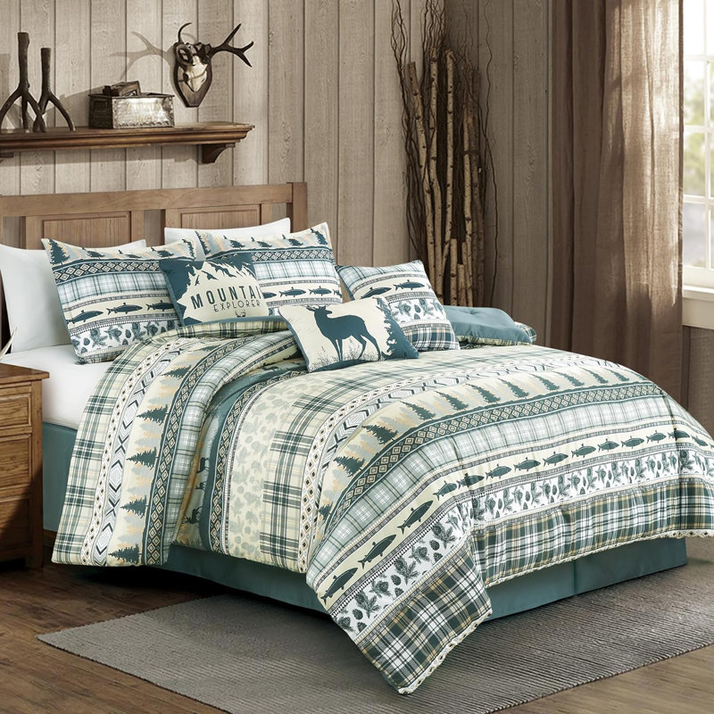 Queen Multicolor Microfiber Lodge Comforter Set with Wildlife Motifs