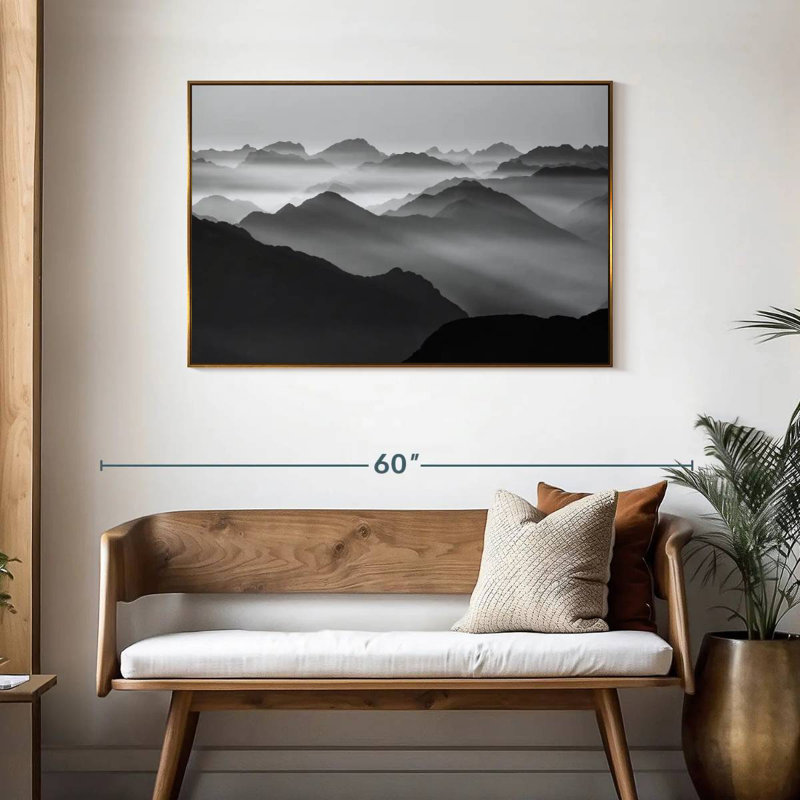 Andes dans la brume, Cadre flottant doré, 43 po x 29 po