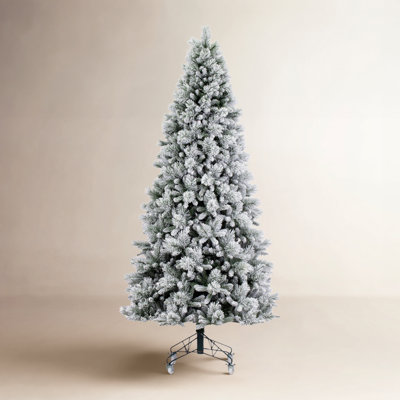 Guada Artificial Pine Christmas Tree