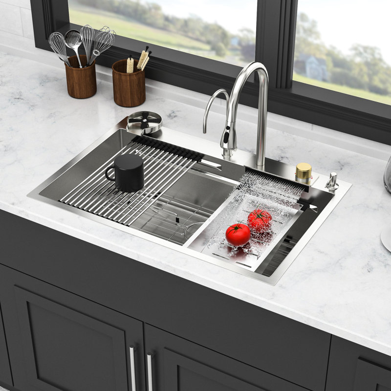Évier de cuisine à cascade 33 po 33 po - Station de travail à rebord à cuve simple en acier inoxydable de calibre 16 de 33 po et 22 po avec robinet coulissant et laveuse à gobelets, fabrication T304 16G, conception unique, bonde facile, son