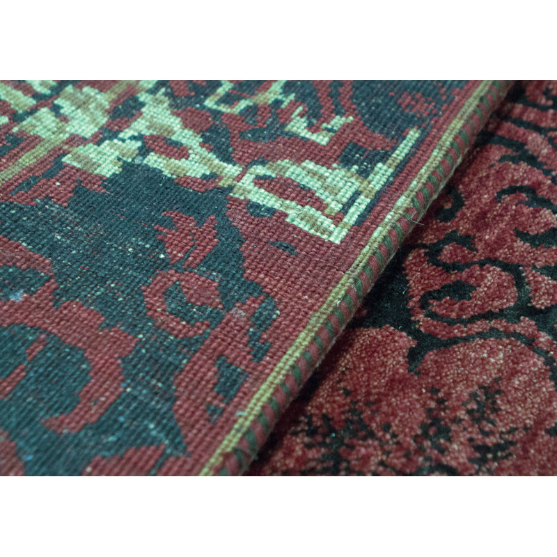 Kendale Abstract Area Rug in Green/Rust