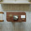 Table basse de 47,2 pouces en forme d'éventail avec tablette de rangement inférieure, finition grain de bois de noyer, table de centre Mid-Century moderne pour le salon, mobilier d'appoint de style campagnard