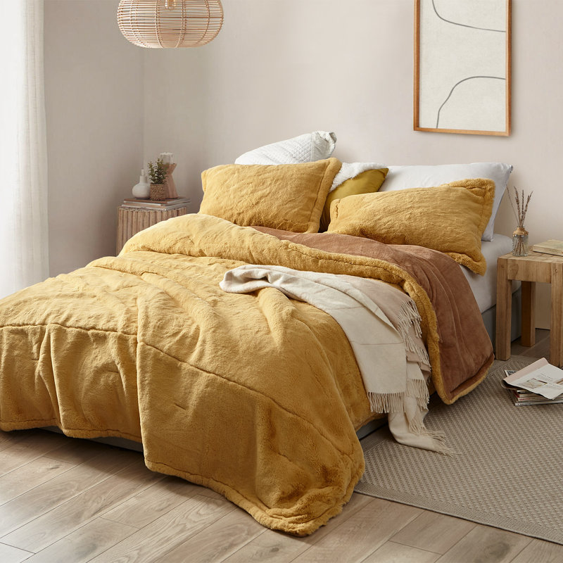 Chunky Bunny Polyester Baffle Box Stitch Comforter Set, King Comforter + 2 King Shams