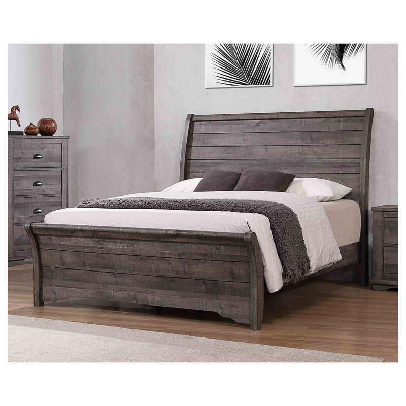 Très grand lit-bateau contemporain avec conception horizontale, structure en bois gris