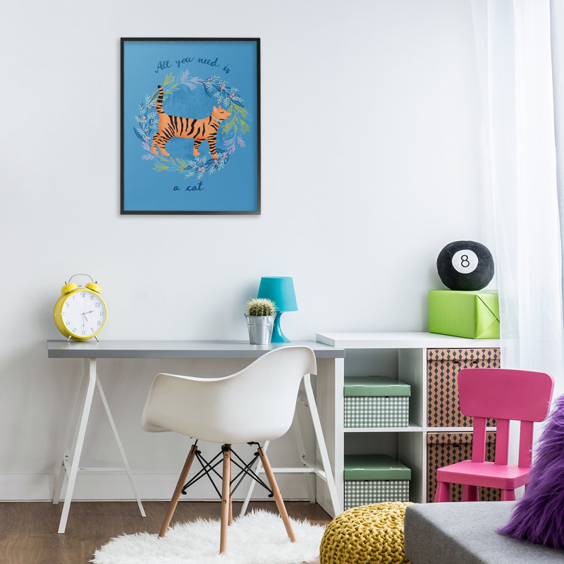 «Orange Cat on Wreath», estampe numérique par Metka Hiti, H 30 po x l 24 po, Giclée encadrée noir minuit