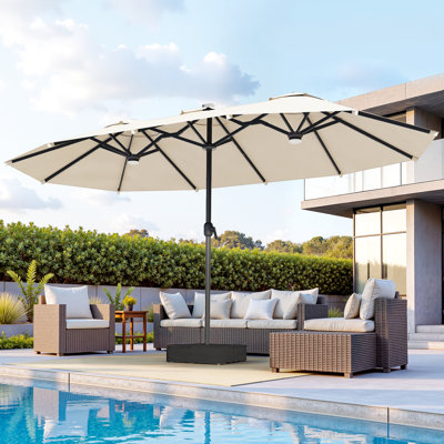Parasol de marché rectangulaire 8,5 pi x 14,5 pi avec base et lumières chaudes solaires