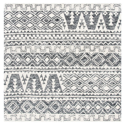 Dean Hand Tufted Wool Southwestern Rug