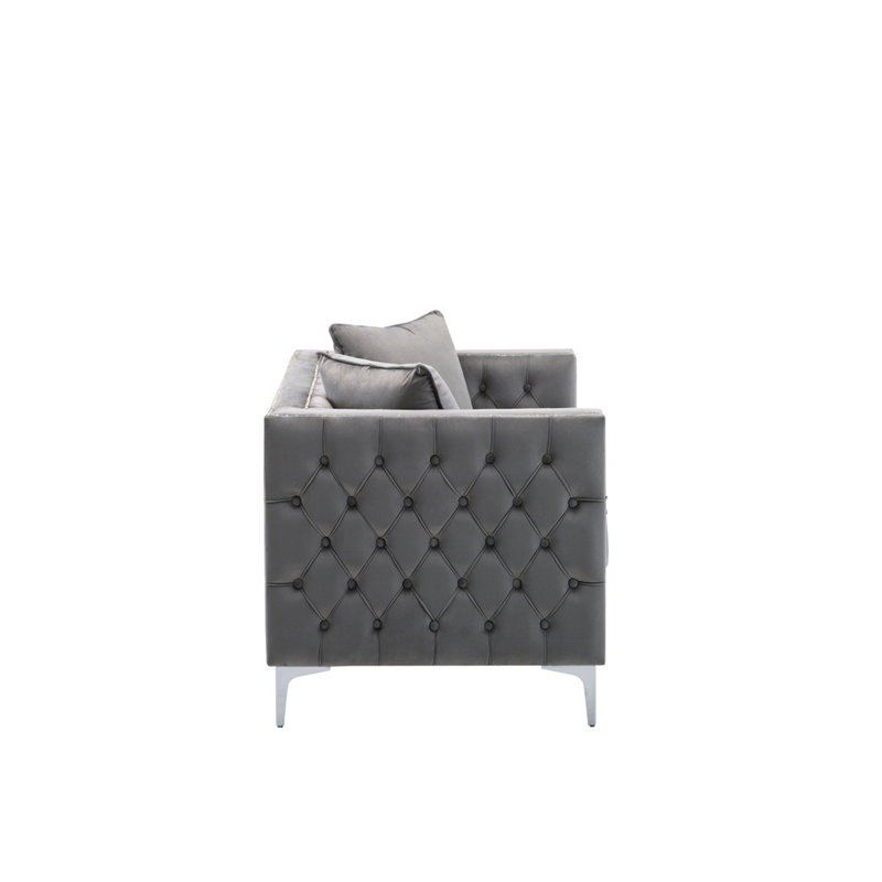 Comfortable Velvet Loveseat With Nailhead Trim And Button Tufting, Ideal For Relaxing And Entertaining.