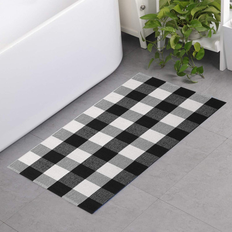 Tapis d'extérieur à carreaux Buffalo, L 24 po x L 52 po, Noir / blanc
