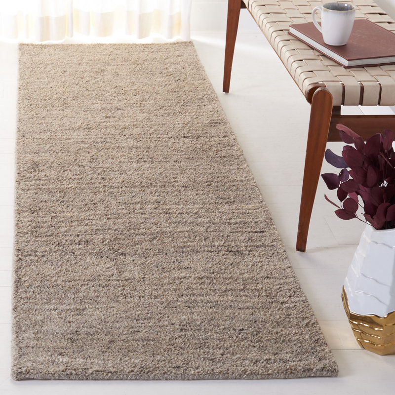 Himalaya Hand Tufted Wool/Cotton & Other Fiber Solid Color Rug in Light Gray, Runner 2'3" x 8'