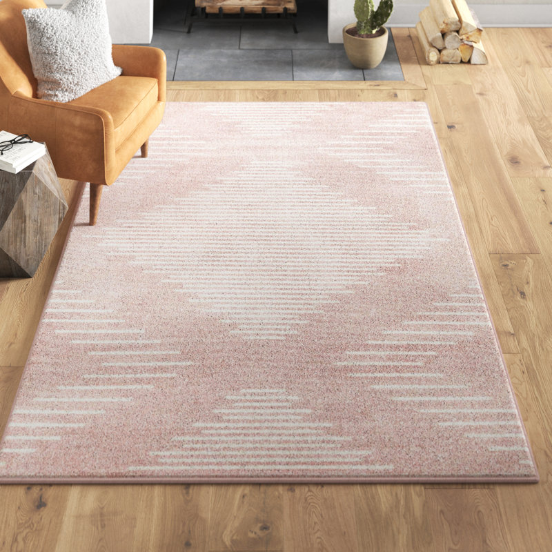 Tapis rose Dacula, Rectangle 5 pi 3 po x 8 pi