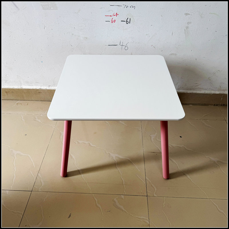 Ensemble de table et de chaises pour enfants, bureau pour tout-petits en bois 3 pièces avec dossier animal pour les activités de dessin, d'apprentissage et de salle de jeux