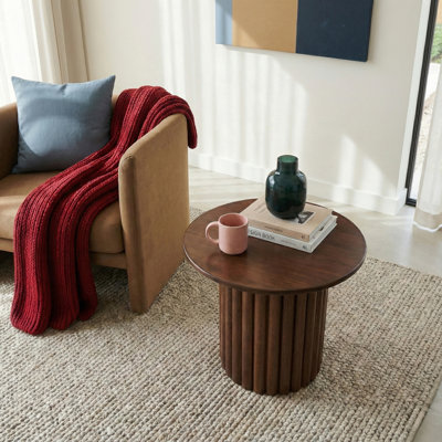 Table de bout ronde en bois massif Camelot