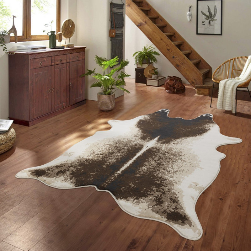 Hide 5 pi. X 7 pi Tapis