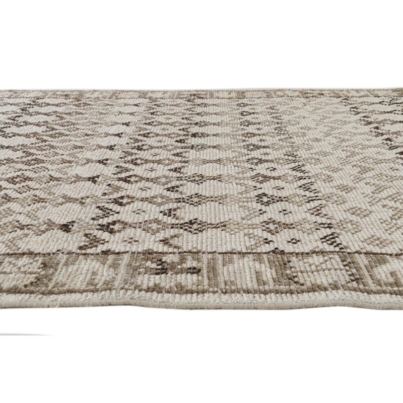 Hand Knotted Wool Ellis Indoor Area Rug, Rectangle 8'9" x 11'9"