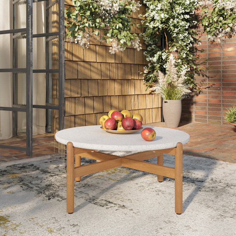 Table basse en bois avec plateau en terrazzo Lyal