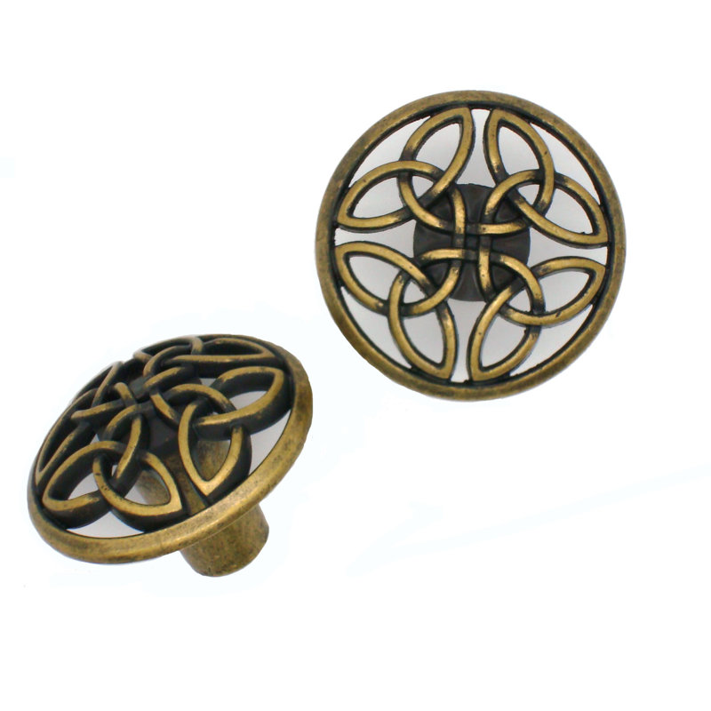 Poignée ronde Celtic 1 3/8 po de diamètre, Laiton