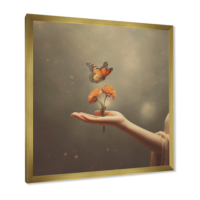 «Blossoming Butterfly Blessing» sur toile, H 16 po x l 16 po x P 1 po, Cadre doré simple