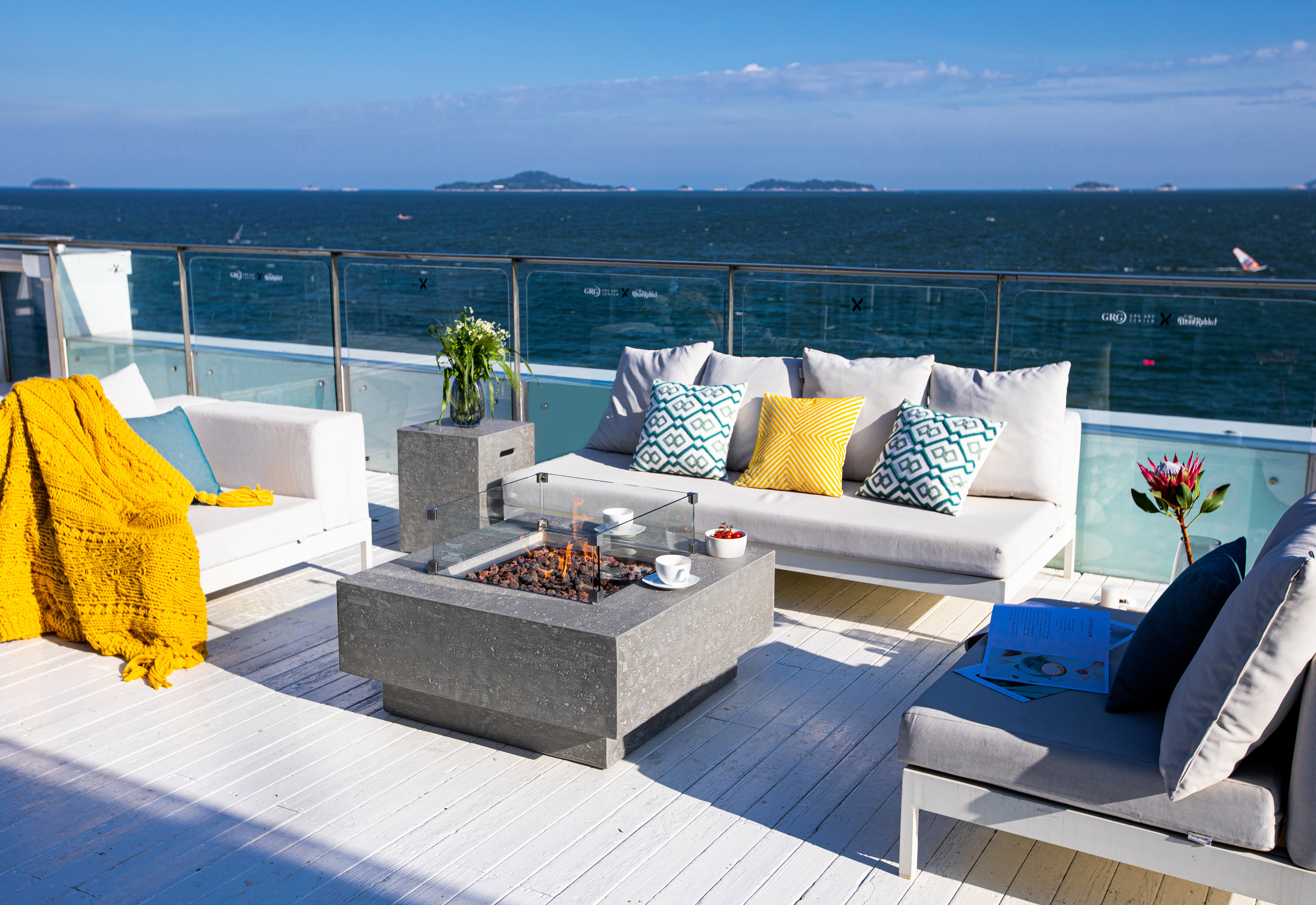 Bring warm and happiness to your family and friends, enjoy the wonderful time in patio and party.