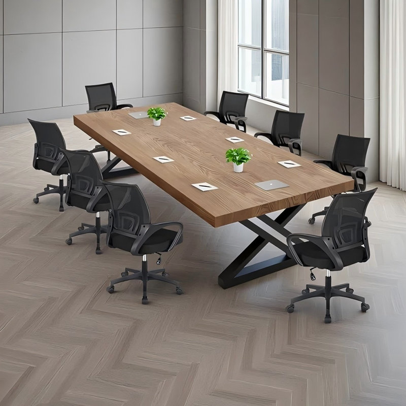 Ensemble de table de conférence et de chaises en bois massif de style industriel, jumelé à des chaises de bureau grises, Noir