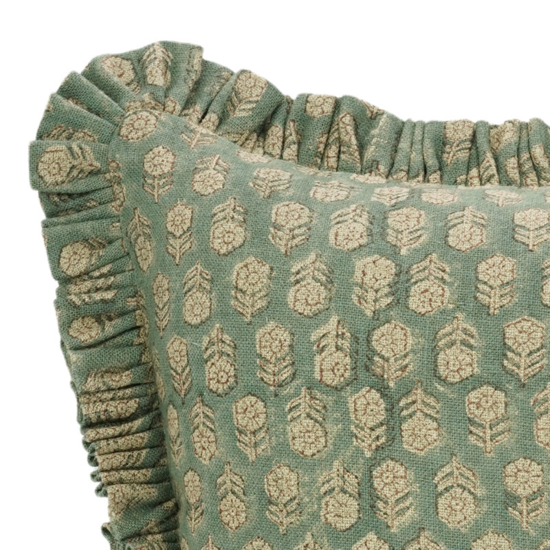 Housse de coussin à motif de volants en lin imprimé floral Fabividine - imprimé floral Tulsi Buti, Motif floral vert