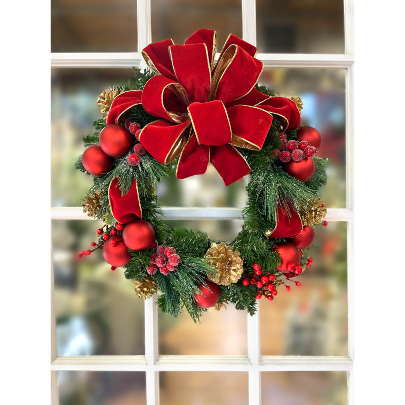 22" Holiday Wreath With Berries, Holly And A Bow