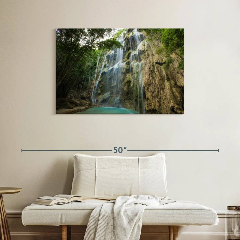 Cascade d'Alvord à Cebu, H 26 po x l 39 po