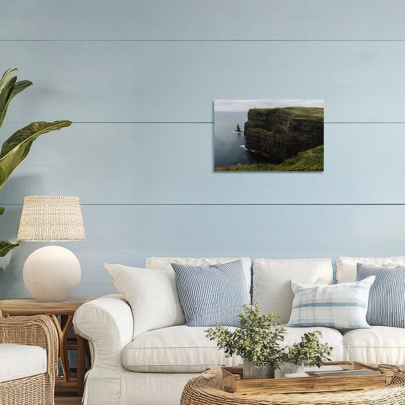 «Scenic Ireland Cliff», conception de Jade Sharp Photo, H 16 po x l 24 po