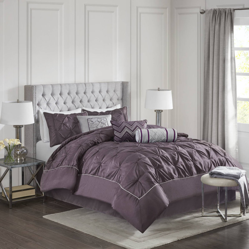 Ensemble d'édredon touffeté 7 pièces Laurel, Prune, Édredon pour grand lit + 1 jupe de lit + 2 taies 