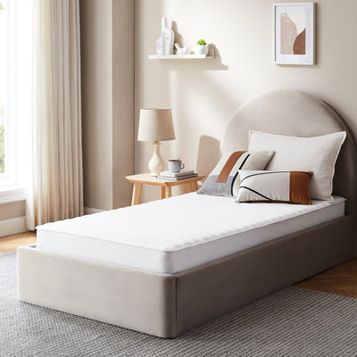 Matelas à ressorts pleine grandeur d'une fermeté moyenne de 6 pouces pour une répartition uniforme du poids et un soutien réactif dans les chambres d'amis avec une stabilité accrue et un confort à long terme