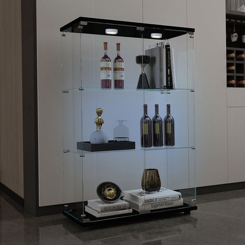 Vitrine polyvalente en verre trempé avec lumière alimentée par batterie, pieds réglables et roulettes, convenant à divers objets