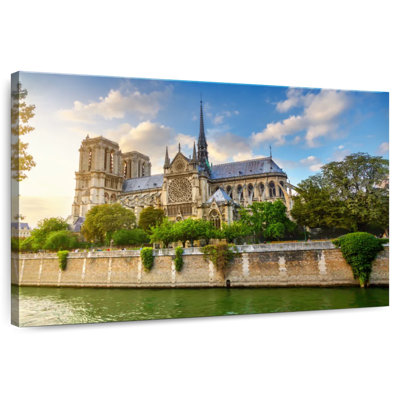 Ravi Notre Dame By The River