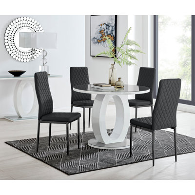 Scottsmoor 4 - Person Dining Set