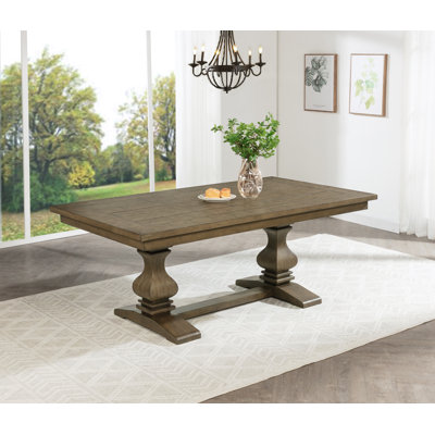 Table de salle à manger traditionnelle en chêne rustique