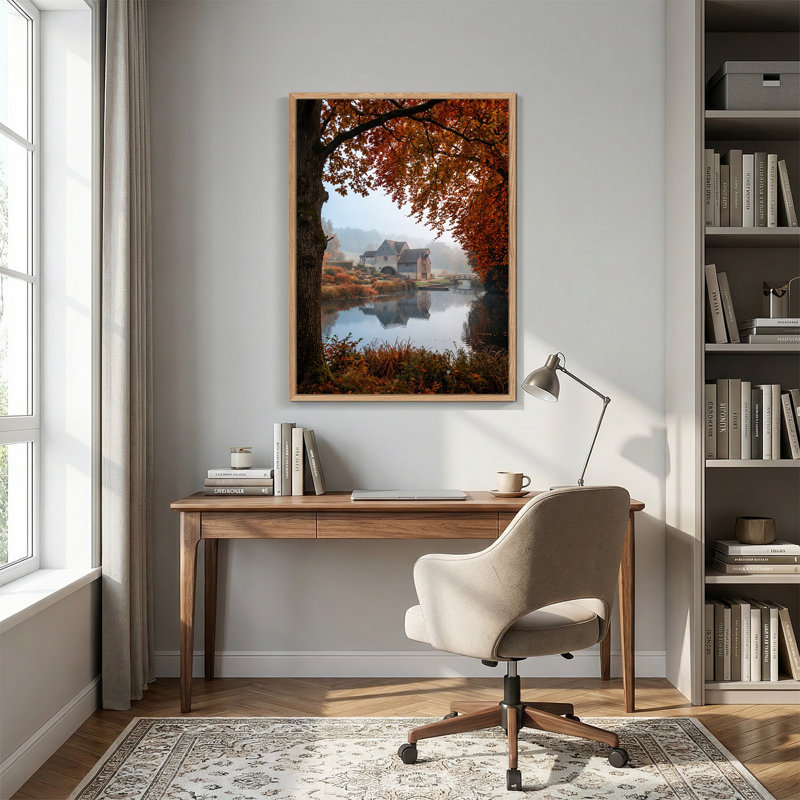 «Orange Autumn Leaves» encadrant un moulin en pierre reflété dans une rivière, art mural, H 48 po x l 36 po