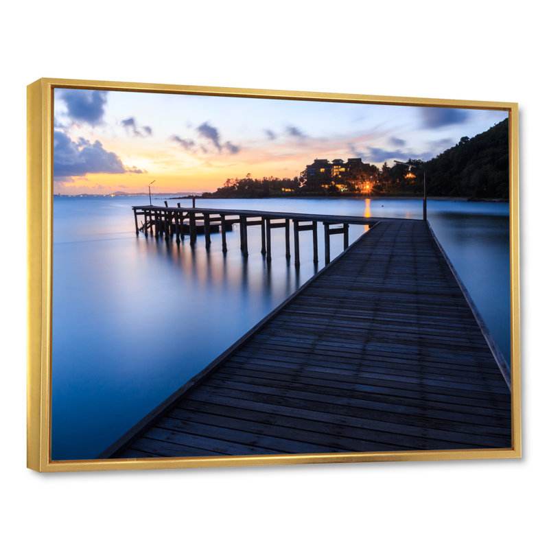 «Bridge Path To Morning Sun II», reproduction sur toile, H 30 po x l 40 po x P 1,5 po, Cadre flottant doré