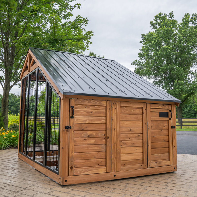 Large Cedar Wood Dog Kennel with Steel Roof and Feeding Tray