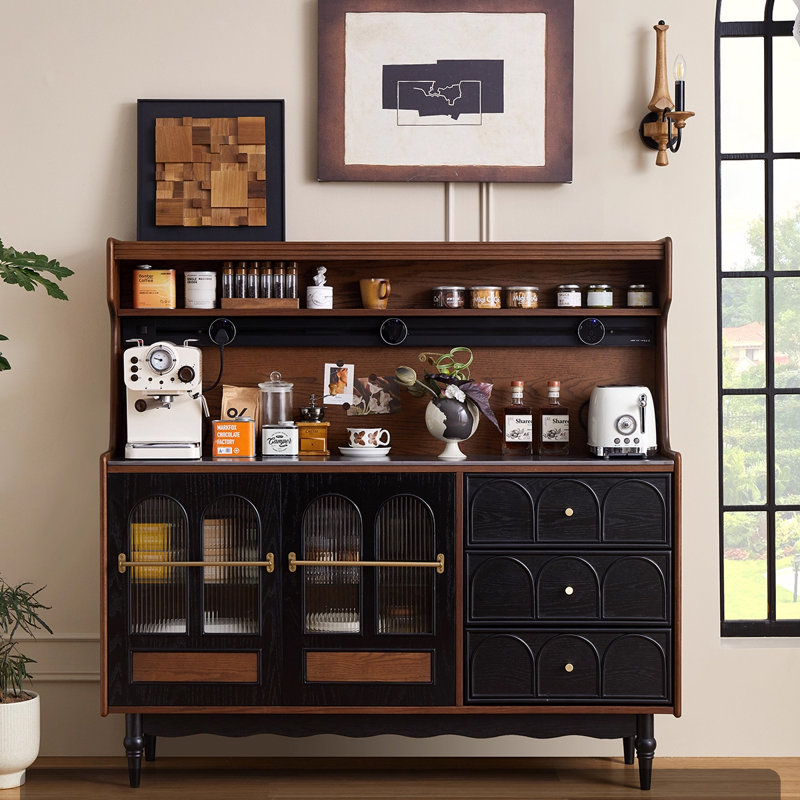 Buffet en noyer massif et bois manufacturé, H 56,3 po x l 47,24 po x P 15,75 po