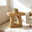 Table de bout unique avec base trapézoïdale
