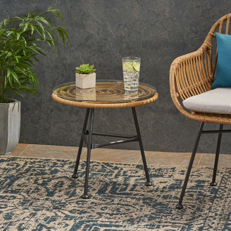 Table minimaliste avec plateau en verre trempé et acier