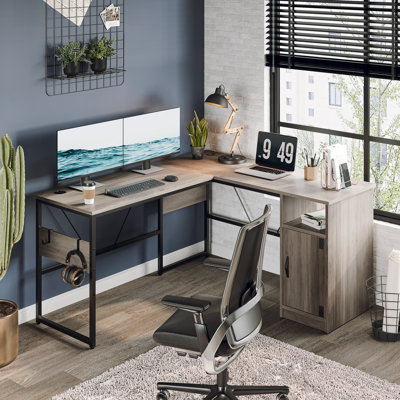 Reversible L-Shaped Computer Desk