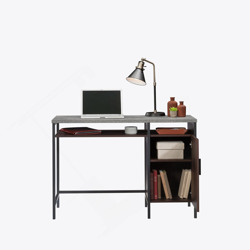Bureau, finition noyer foncé
