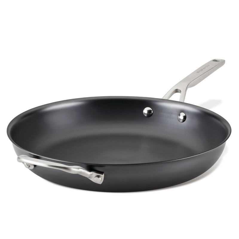 Poêle en acier au carbone 12 po / 30 cm KitchenAid Nitro