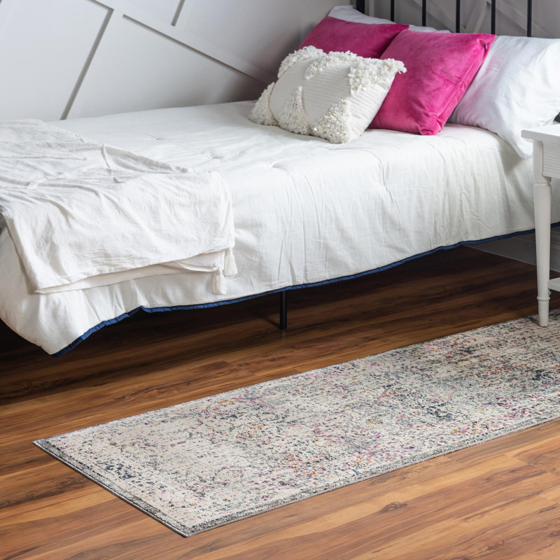 Tapis oriental gris , Tapis de couloir 2 pi x 5 pi 11 po