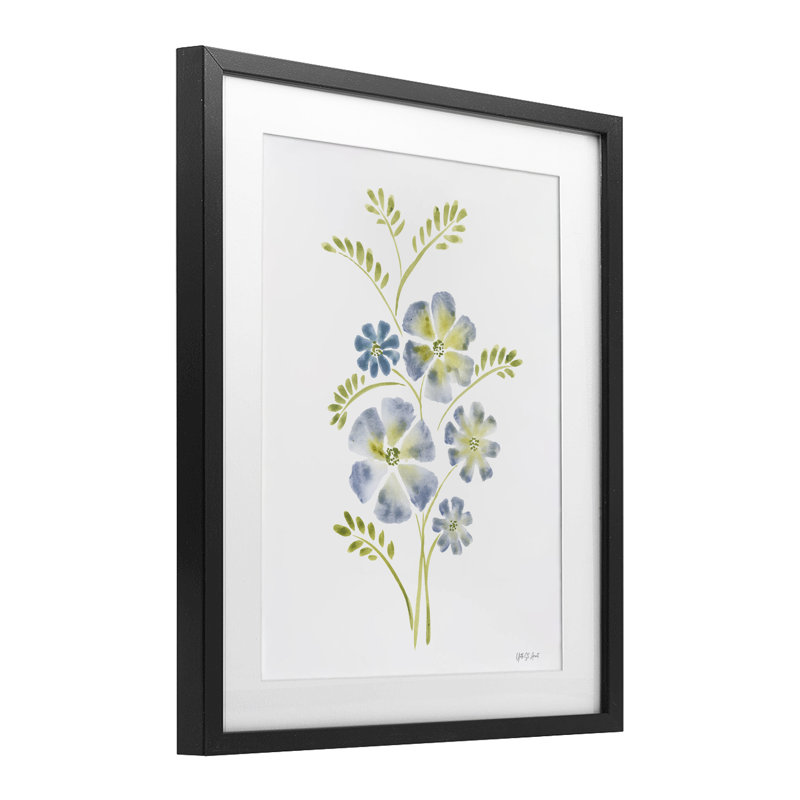 Fleur bleue pervenche, reproduction encadrée sous verre, design par Yvette St. Amant, H 16 po x l 13 po, Cadre noir minuit