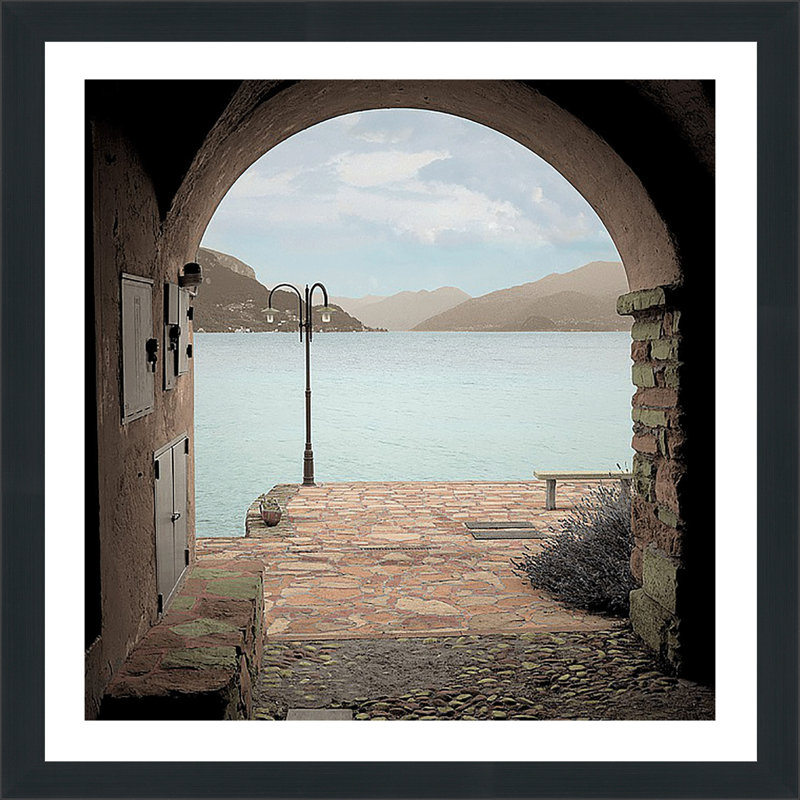 « lakeside portal promenade » par alan blaustein,, reproduction de photo encadrée, H 39,5 po x l 39,5 po x P 0,75 po