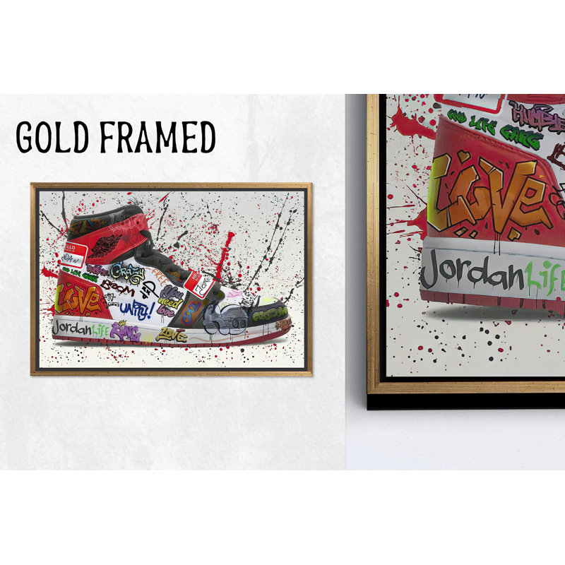 Impression sur toile Graffiti Art Shoes: Modern Living Room Decor, 1P GoldFramedCanves, 59,1 po H x 82,7 po l